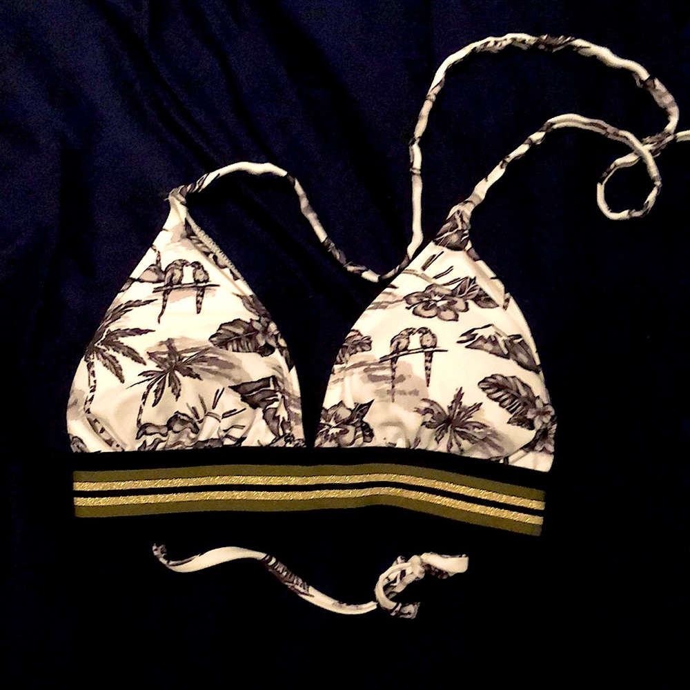 Bikini top